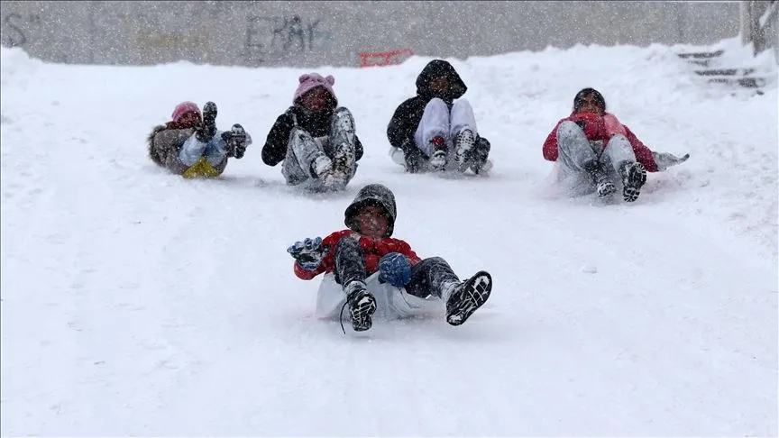 Tunceli'de olumsuz hava koşulları nedeniyle eğitime yarın ara verildi