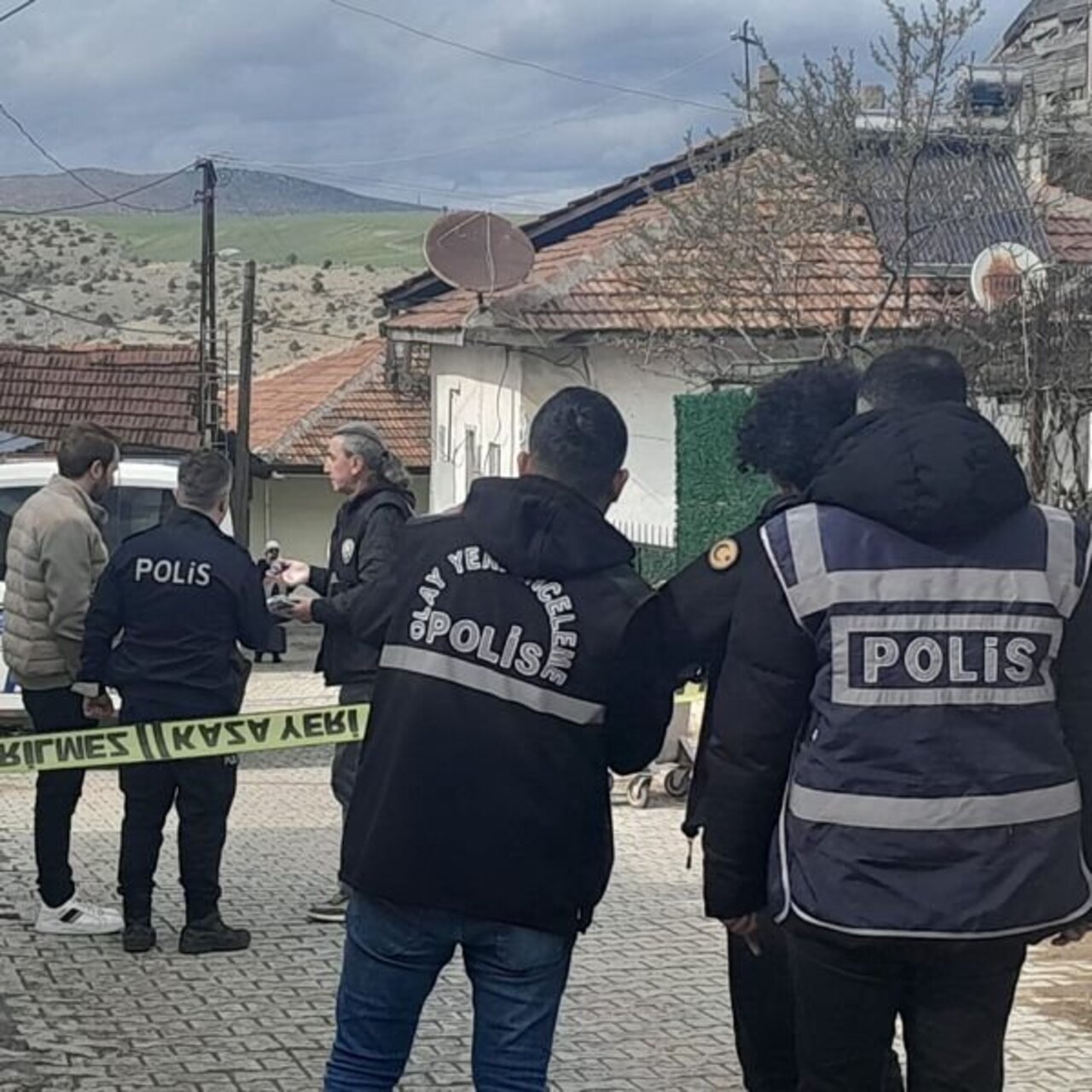 Tabancayla vurulan 16 yaşındaki kız, Ankara'ya sevk edildi