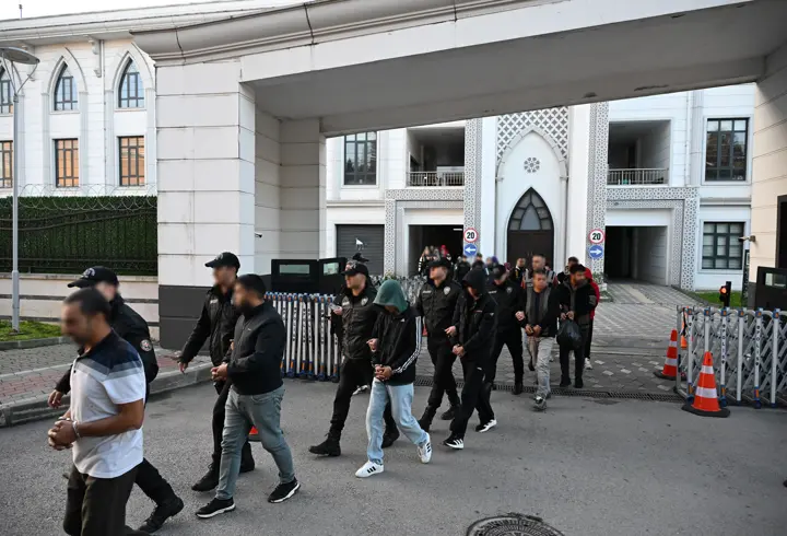 Kocaeli merkezli 11 ilde bungalov dolandırıcılığı operasyonu: 37 gözaltı