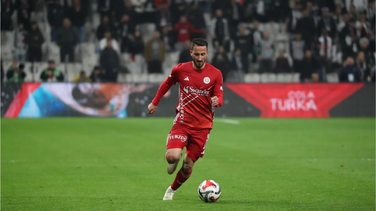 Hesap.com Antalyaspor deplasmanda galibiyete hasret kaldı!