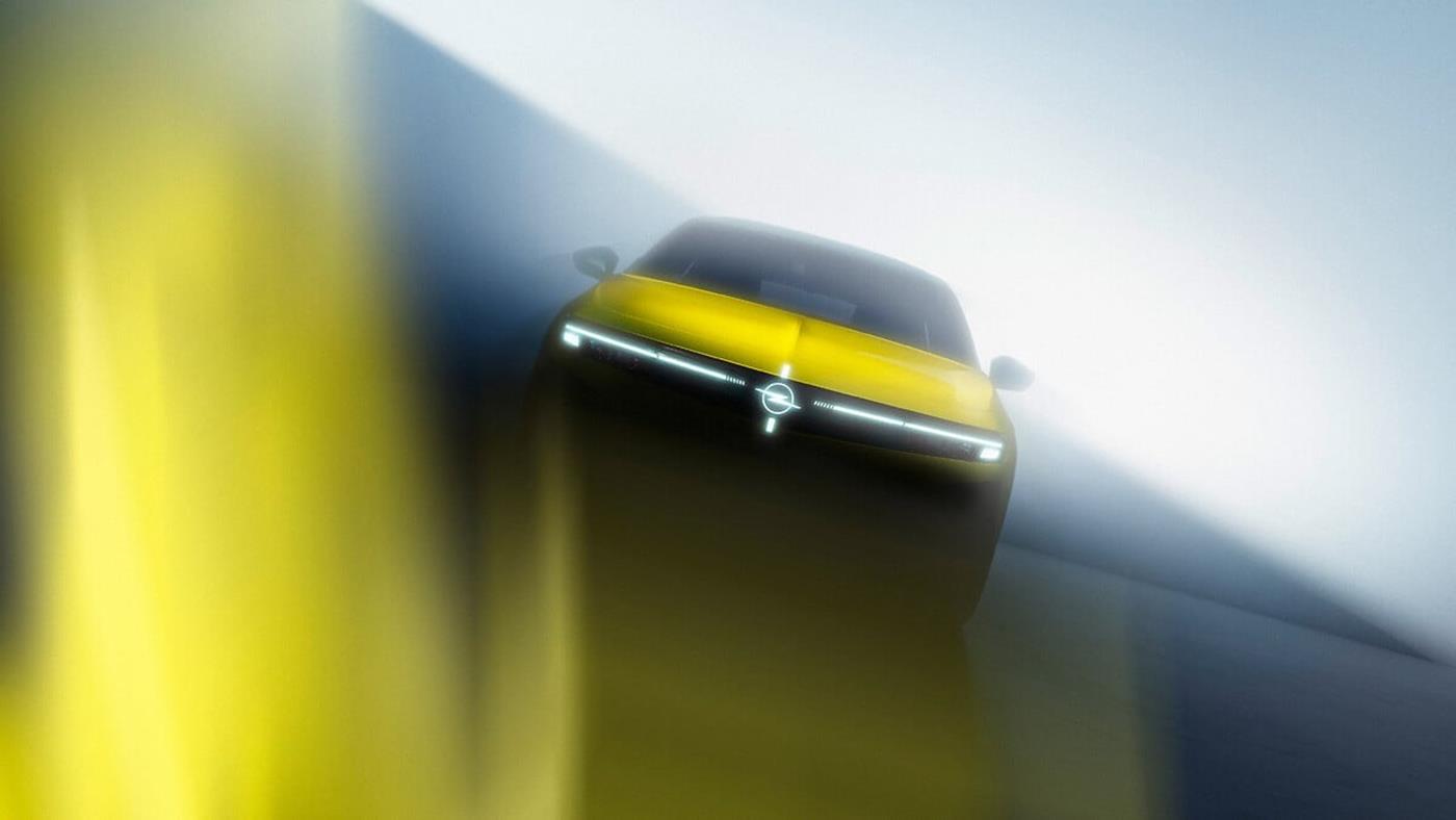 Yeni Opel Astra geliyor: İlk resmi görseller yayınlandı