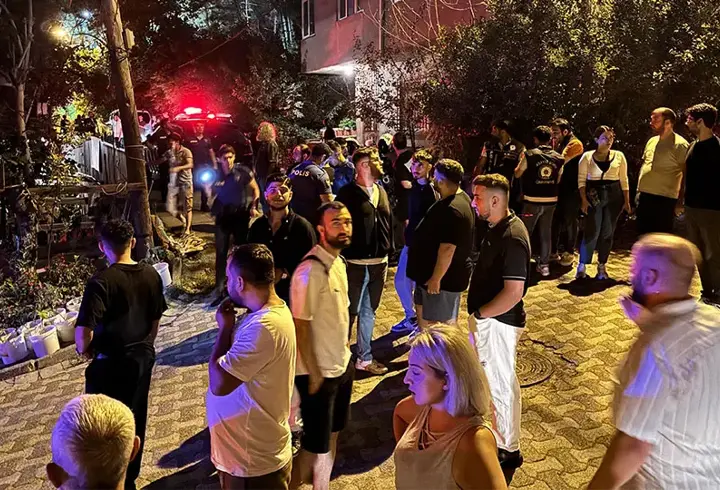 İstanbul'da kan donduran kadın cinayeti: Sokakta satırla katletti