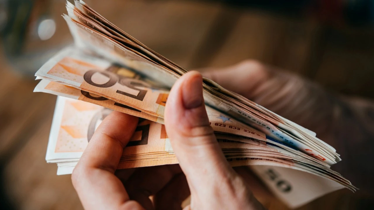Almanya'dan 46 milyar Euro'luk yeni ekonomi paketi