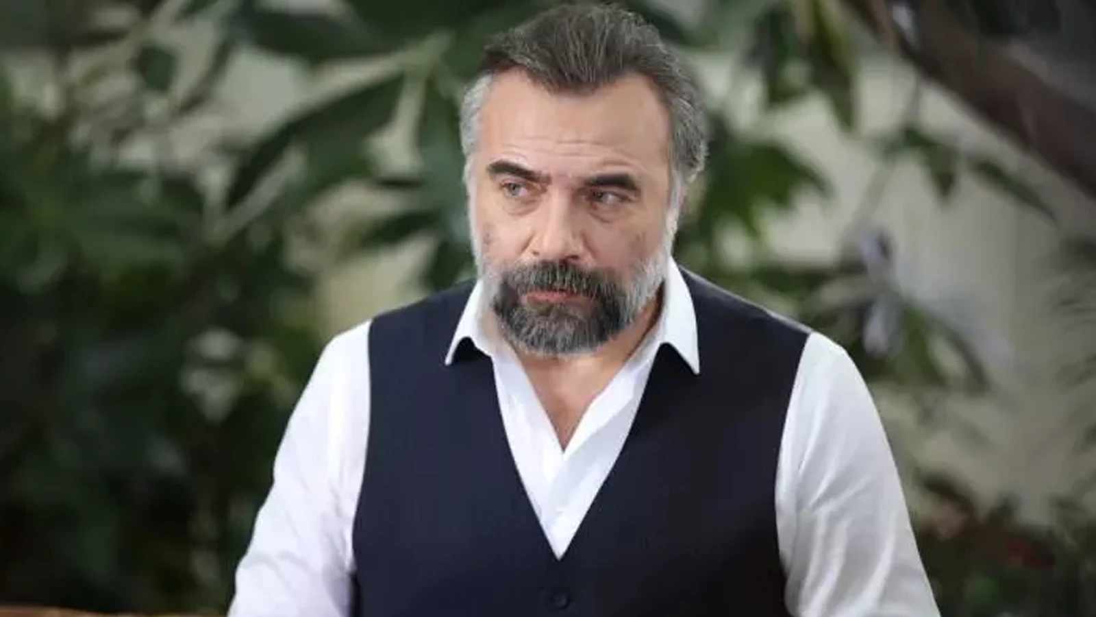 Oktay Kaynarca'ya dolandırıcı şoku! "Geri zekalılar"
