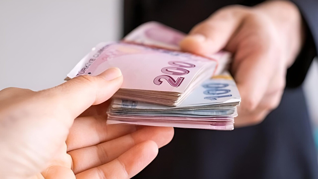 Emeklilere bayram ikramiyesinin kalan bin lirası ne zaman yatacak? İşte tüm senaryolar…