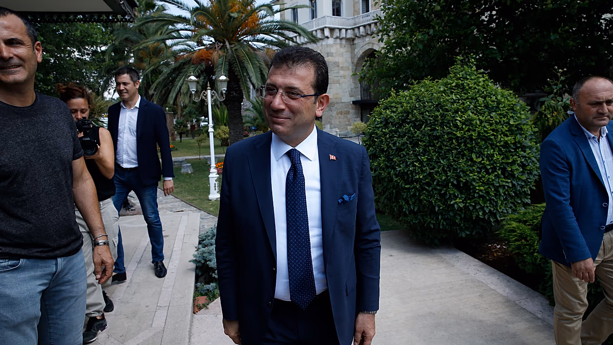 Ekrem İmamoğlu'nun Savunmasına 'Hakaret' Gerekçesiyle Soruşturma Açıldı