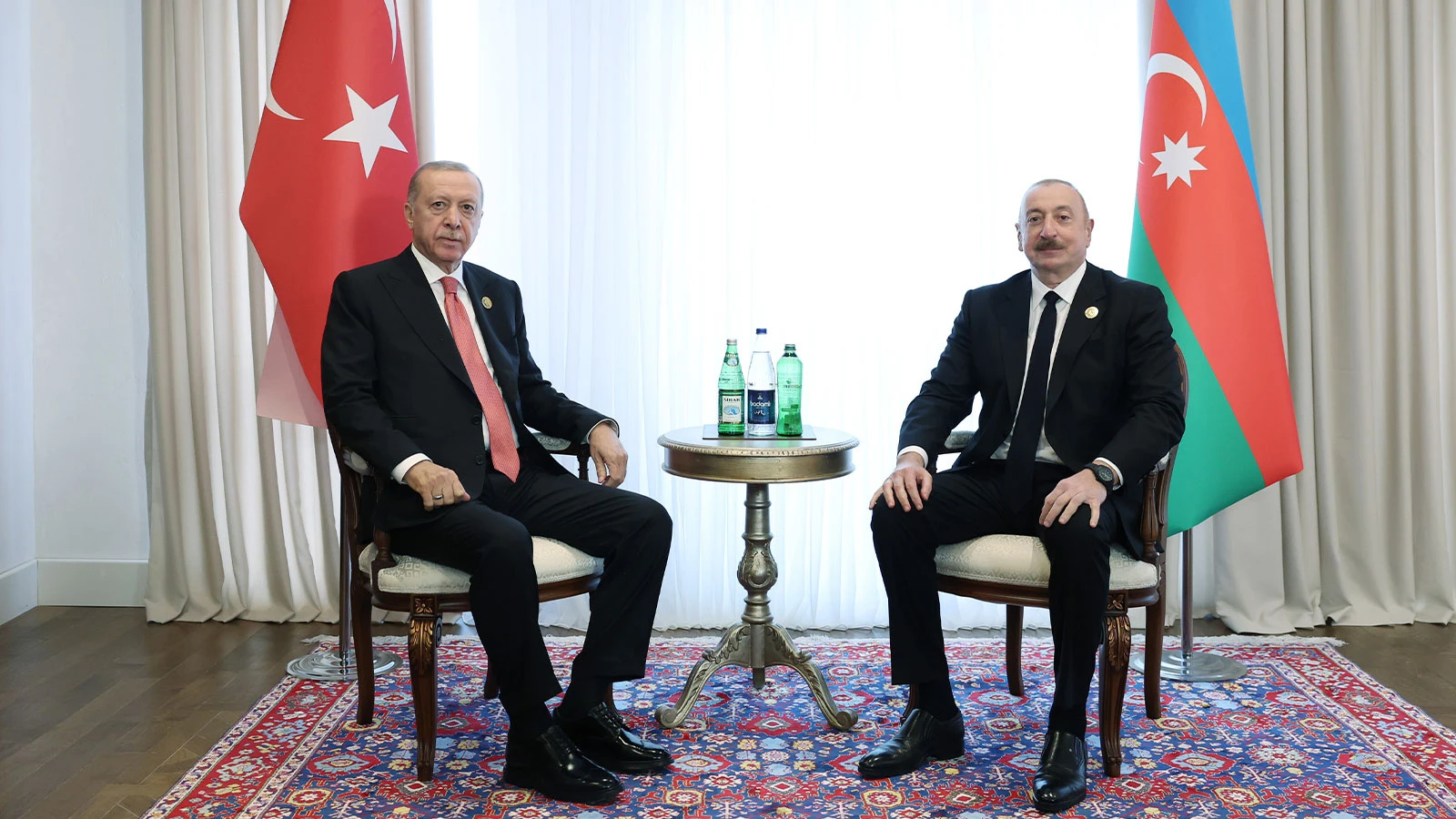 Cumhurbaşkanı Erdoğan, Azerbaycan Cumhurbaşkanı İlham Aliyev ile görüştü