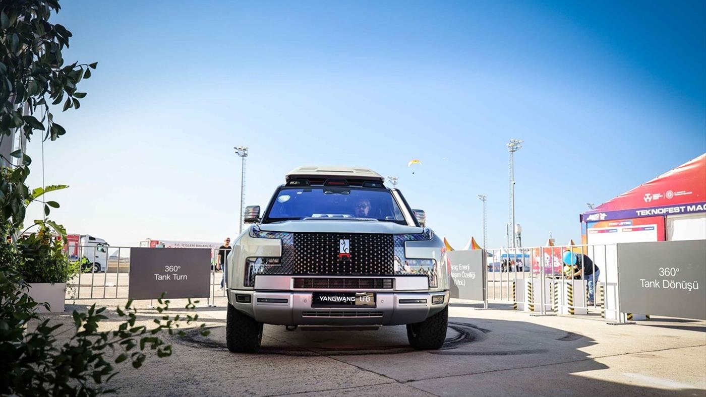BYD suda yüzen ve zıplayan otomobillerini Teknofest İstanbul'da sergiliyor