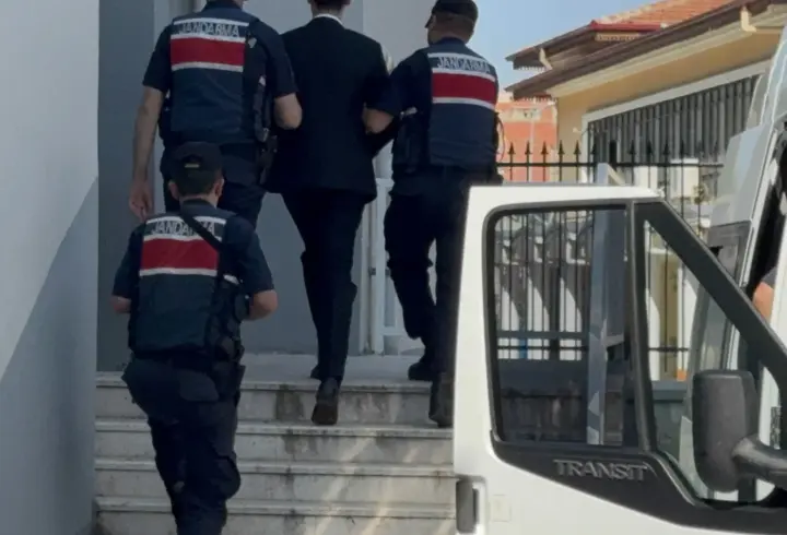Belediye başkanı itiraf etti, 2 meclis üyesi gözaltına alındı
