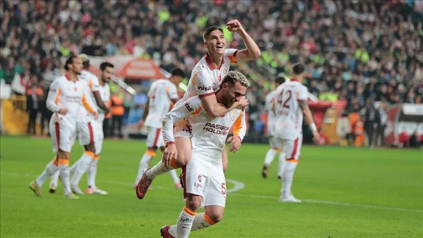 Galatasaray, Antalyaspor deplasmanında 4 golle kazandı