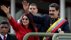 Venezula'da eşiyle birlikte yakalanan bir dönemin güçlü First Lady'si Cilia Flores kimdir? 