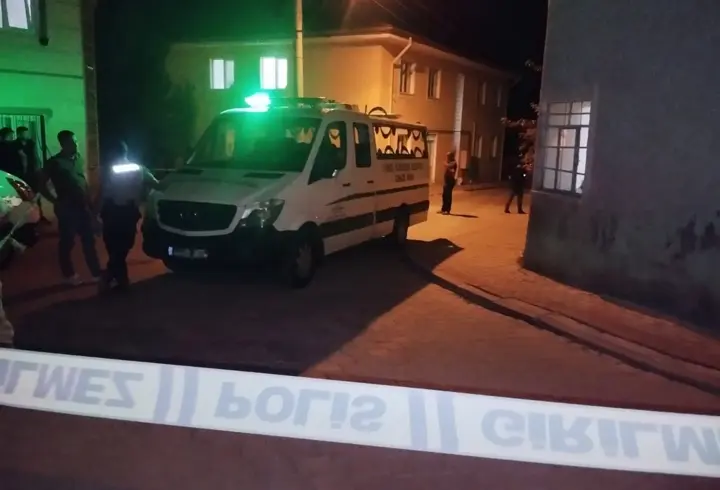 Denizli'de kan donduran olay: Önce sevgilisini katletti sonra kendini tavana astı