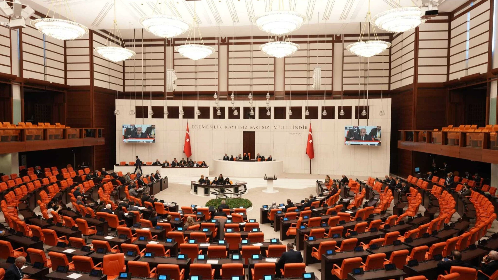 Bütçe görüşmeleri sürerken Genel Kurul'da 'Leyla Zana' kınaması