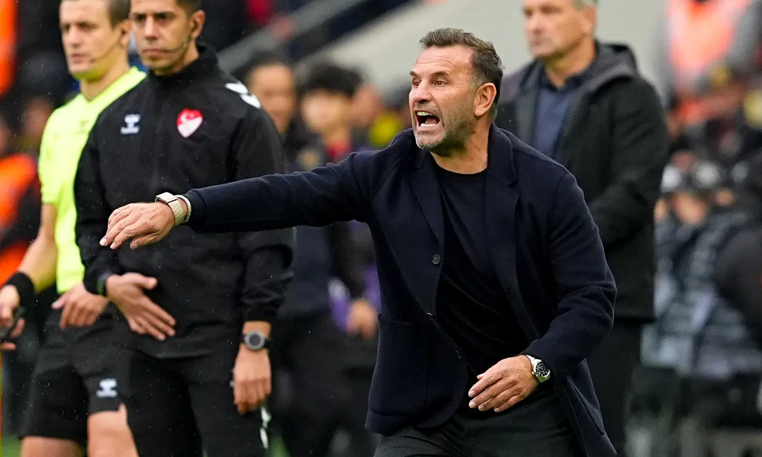 Okan Buruk'tan TFF'ye: "Sahayı Denetlemesi Gerekiyor, İşi Bu"