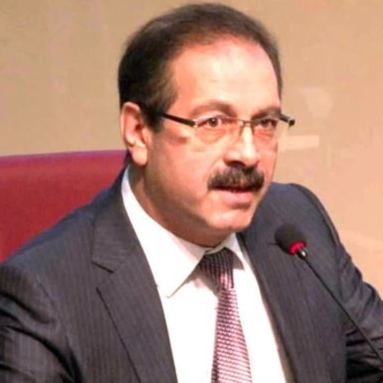"Esnafımızı zor duruma düşürecek her türlü eylem ve söylemlerden uzak durmalıyız"