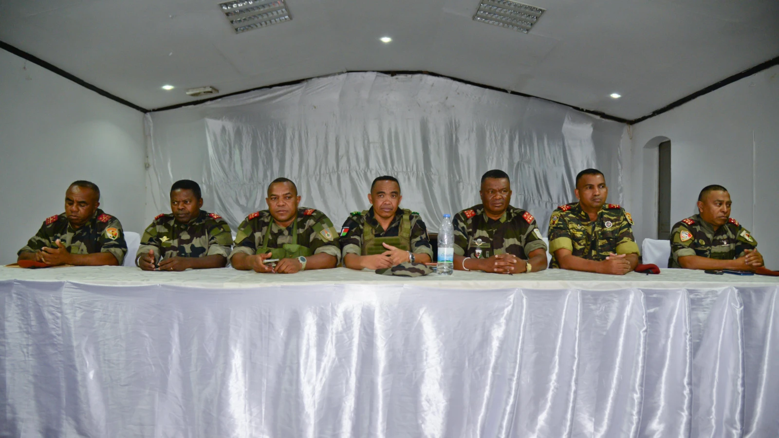 Madagaskar'da yönetime el koyan albay cumhurbaşkanı olarak yemin etti