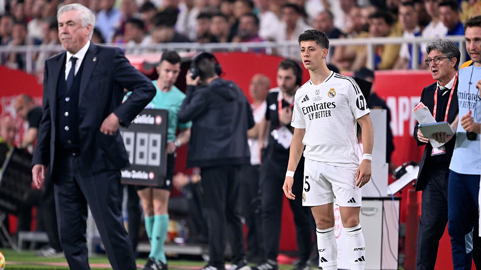 Carlo Ancelotti kafaları karıştırdı, Arda Güler 'El Clasico'da yedek mi