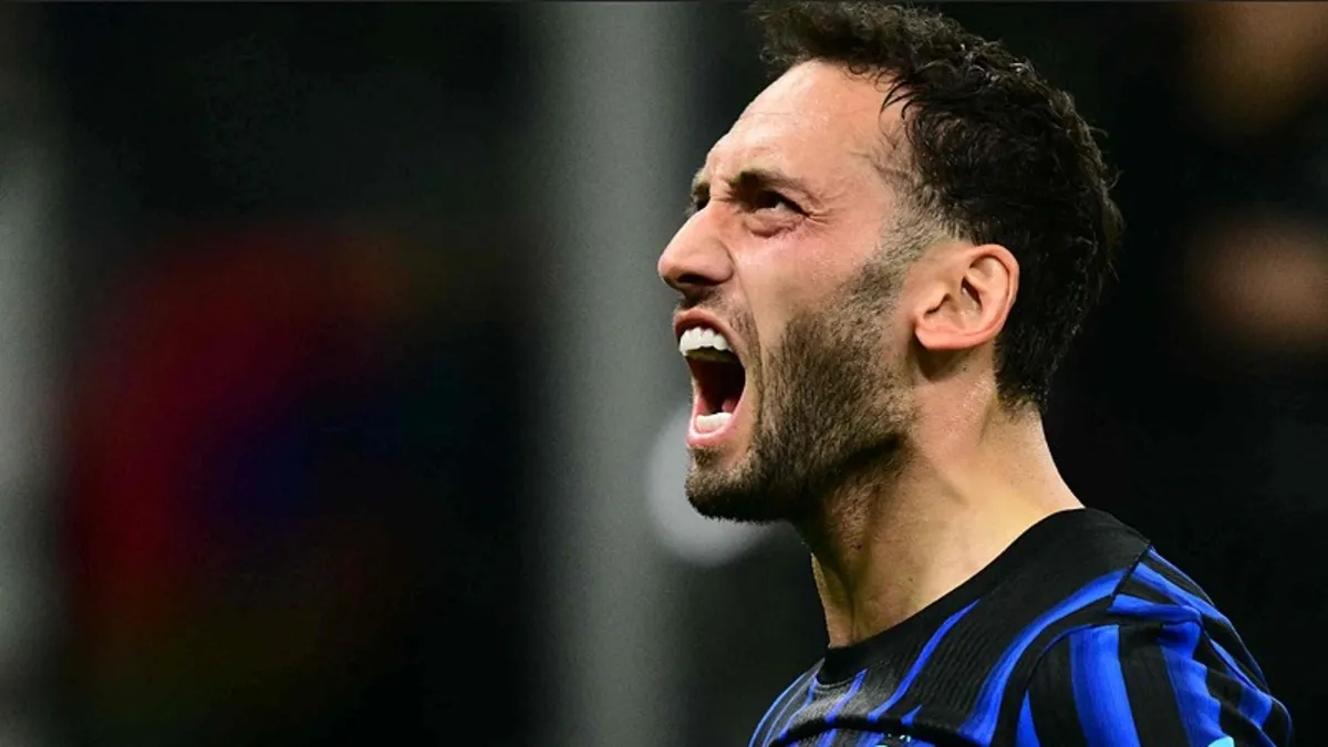 Galatasaray'da flaş Hakan Çalhanoğlu gelişmesi: İndirime gitmesi gerekecek