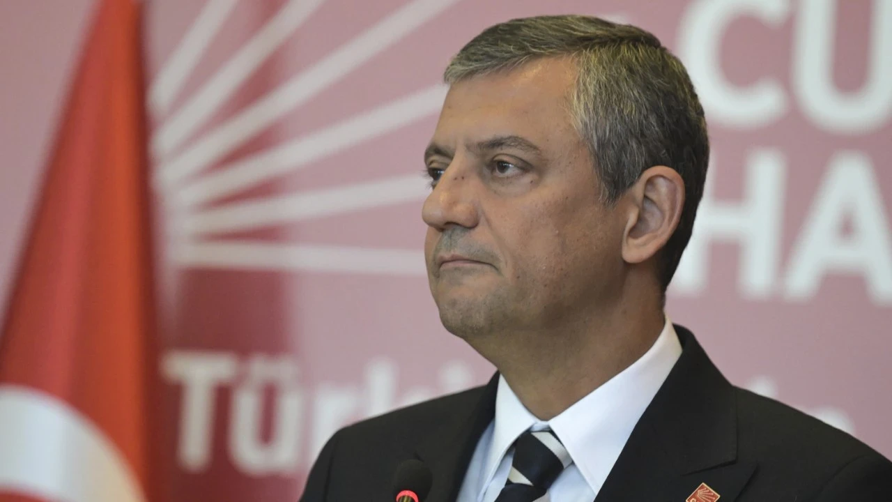 CHP lideri Özel'den İlham Aliyev'e Zafer Günü tebriği