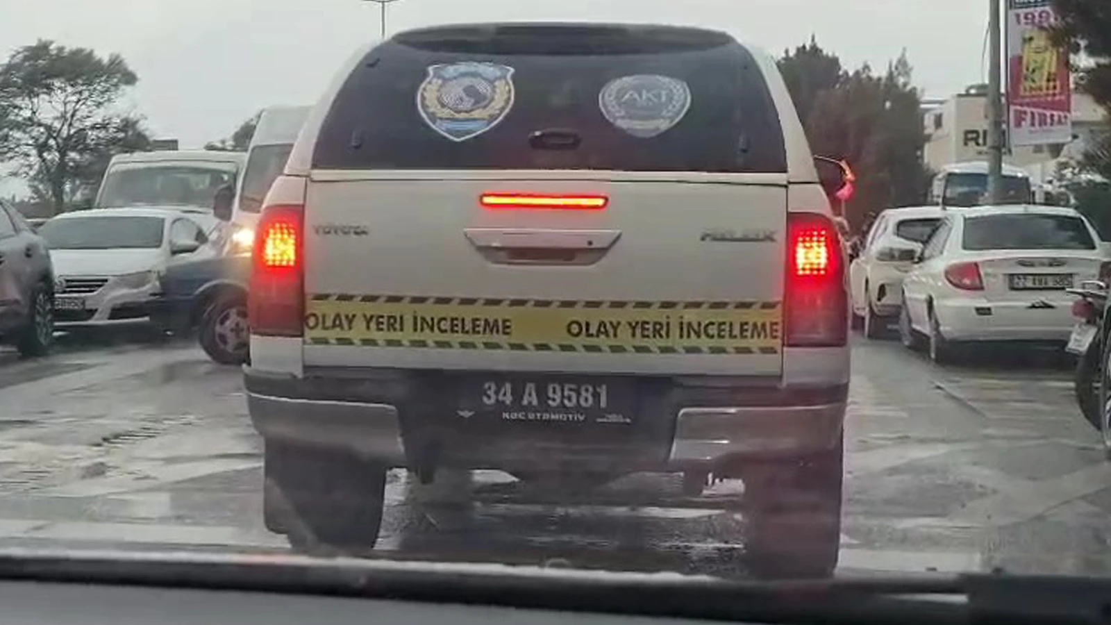 Tuzla Tersaneler Bölgesi'nde gemi yan yattı: 1 işçi öldü