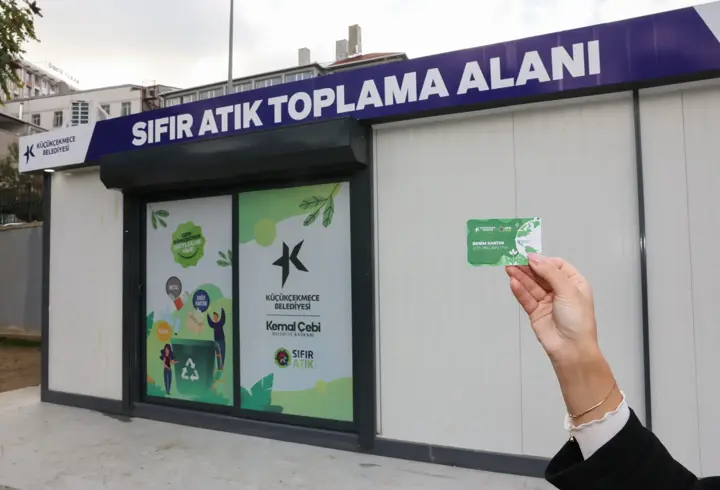 Küçükçekmece'de 1 yılda 4 milyon kilogram atık toplandı 