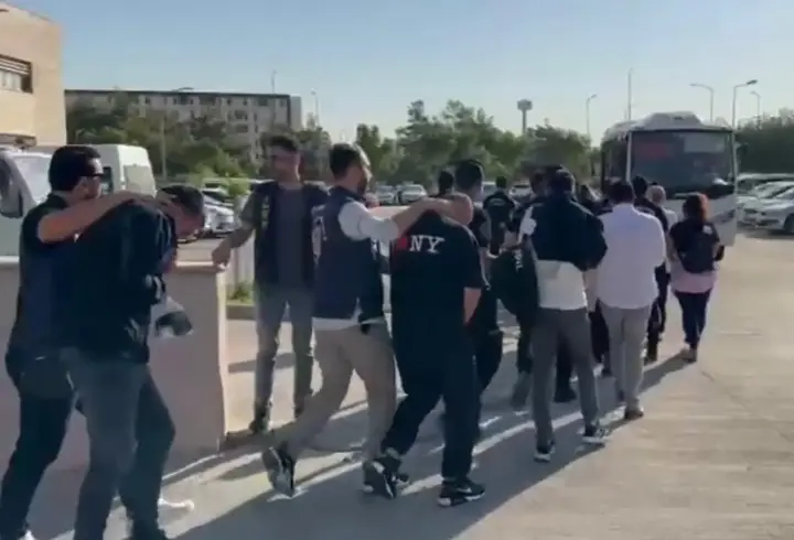 Sosyal medya dolandırıcıları yakalandı: 40 kişiye gözaltı