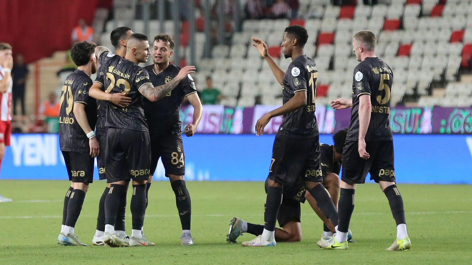 Süper Lig'de bu sezon Trabzonspor tarihine geçti