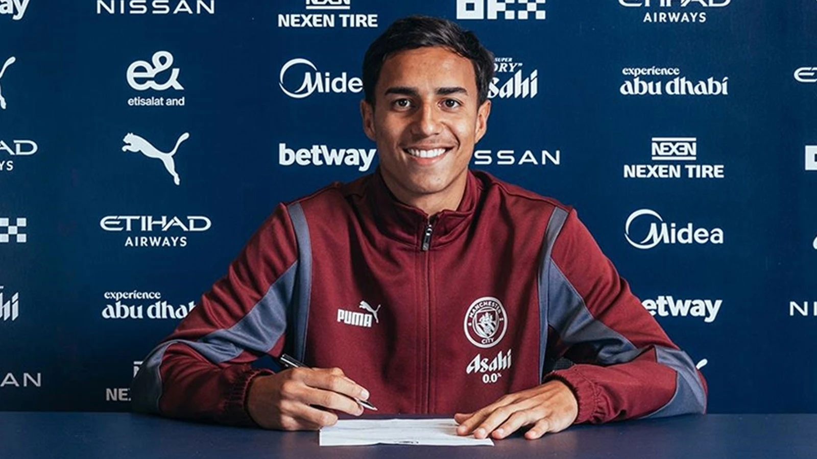 Girona, Manchester City'den Vitor Reis'i kiralık olarak kadrosuna kattı