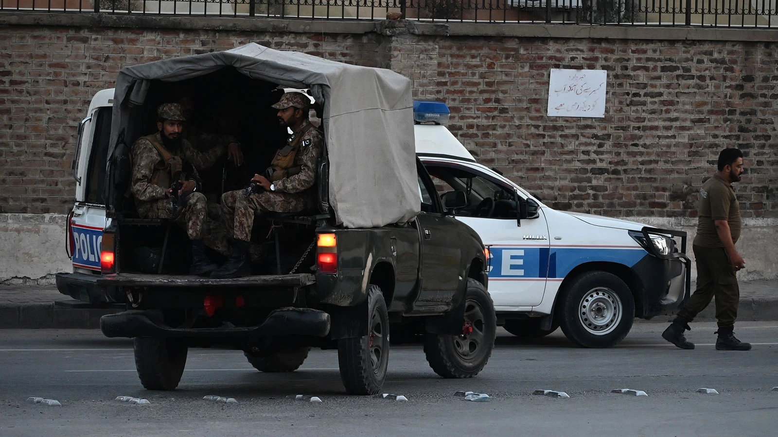 Hindistan-Pakistan arasındaki çatışma şiddetlendi! Askeri operasyon resmen başladı
