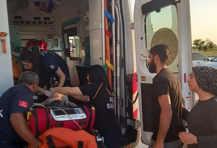 Düştüğü havuzdan çıkarılıp kalp masajıyla hayata döndürülen Asaf, kurtarılamadı