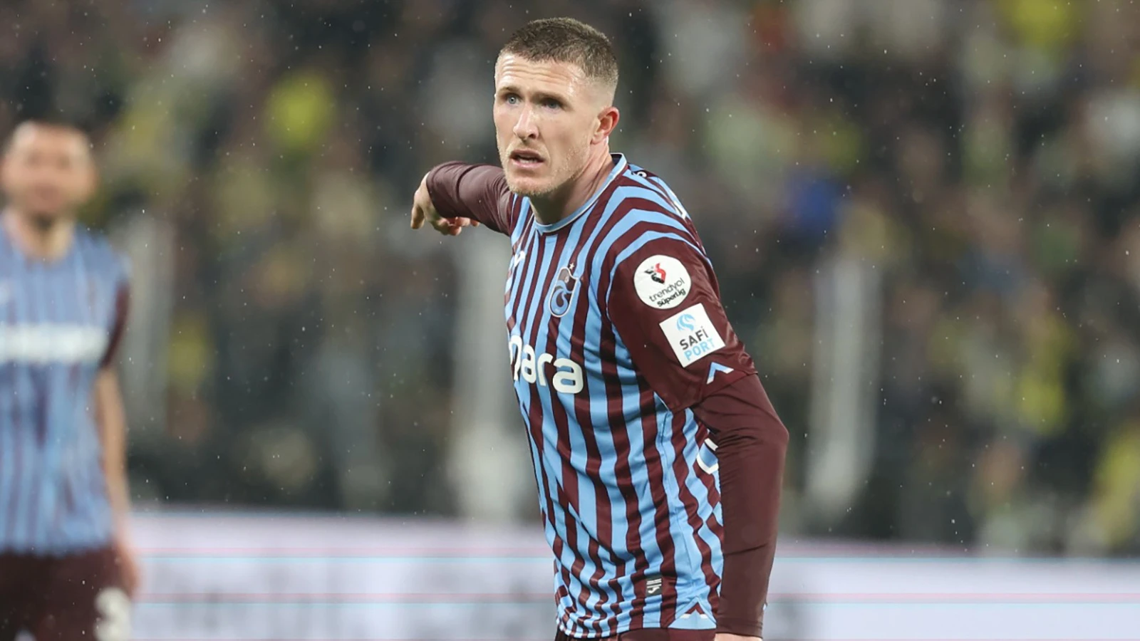 Trabzonsporlu Jhon Lundstram'a İskoçya'dan talip var