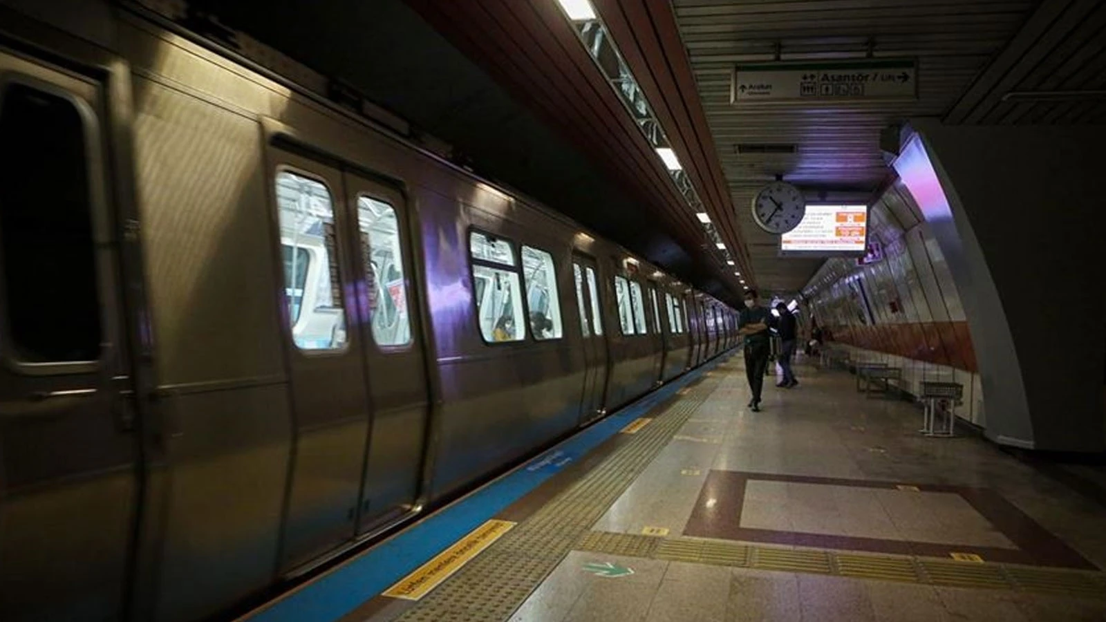 Taksim Metrosu ve füniküler ikinci bir duyuruya kadar kapatıldı