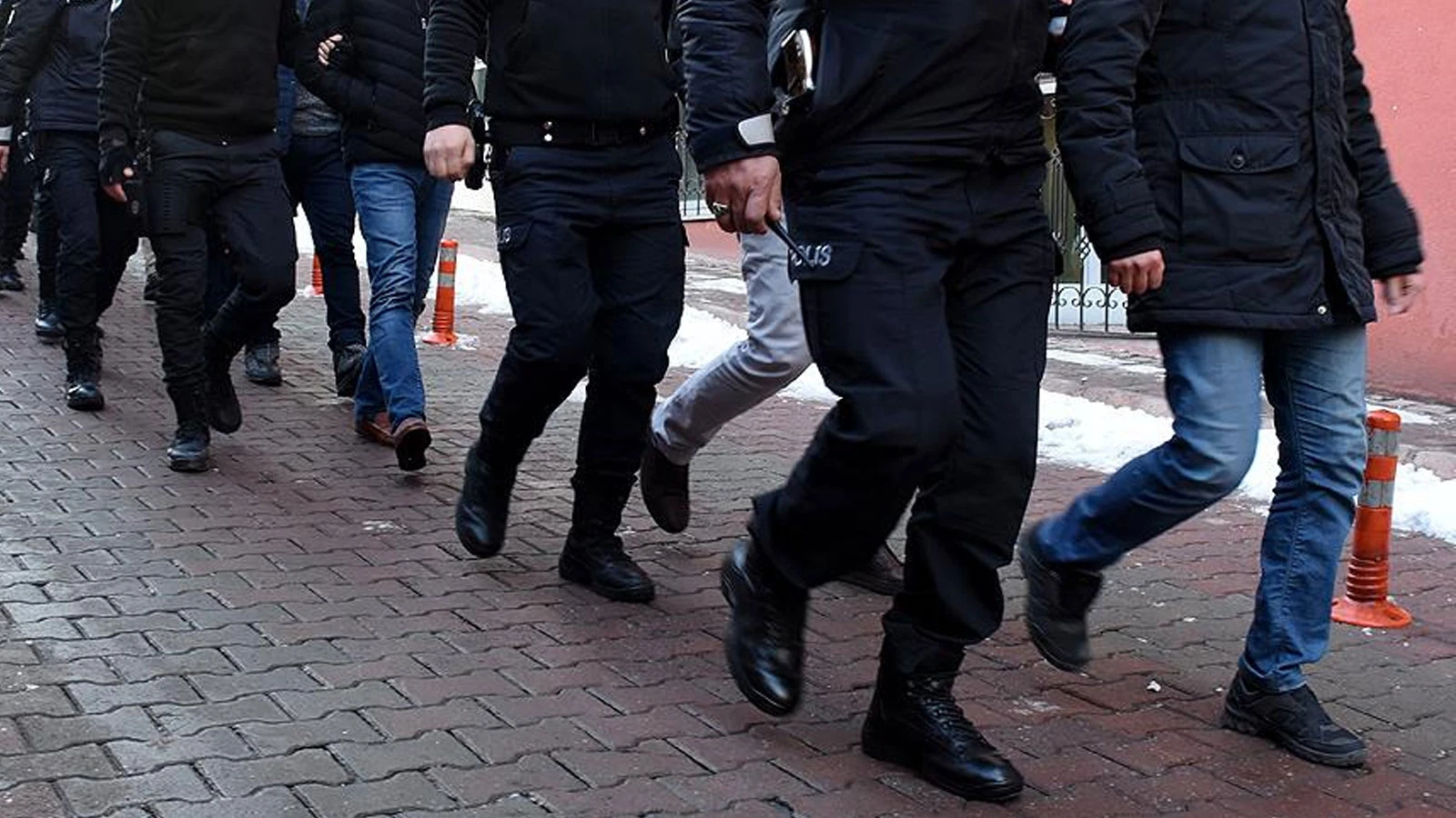 İBB'ye yönelik soruşturmalara ilişkin provokatif paylaşımda bulunanlara gözaltı