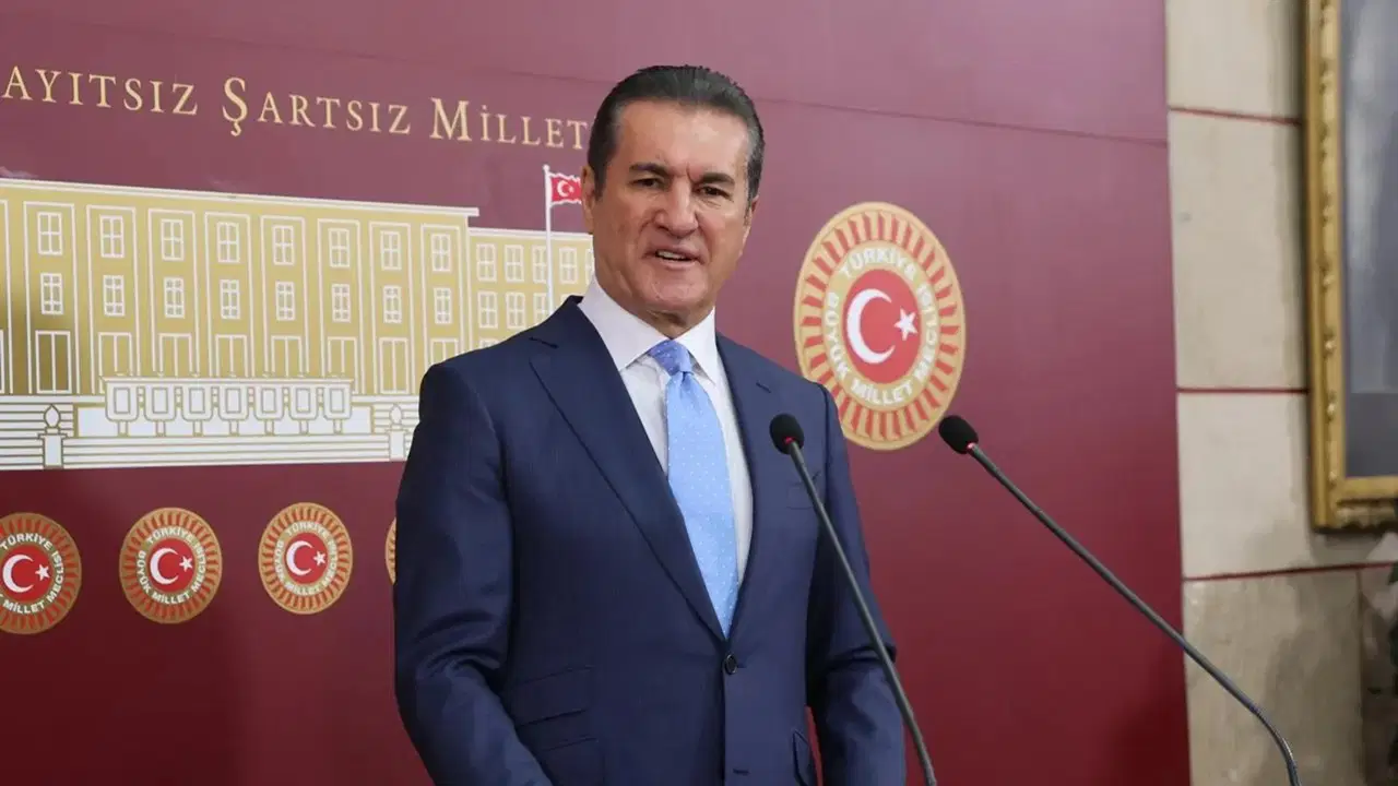 Mustafa Sarıgül Yeni Parti'den İstifa Etti: 'Adalet Tecelli Edecek, Partime Döneceğim'