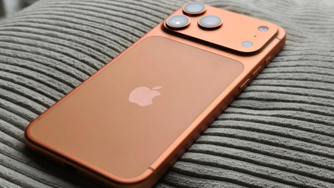 200GB bellek gerektiren dil modeli iPhone 17 Pro üzerinde çalıştırıldı