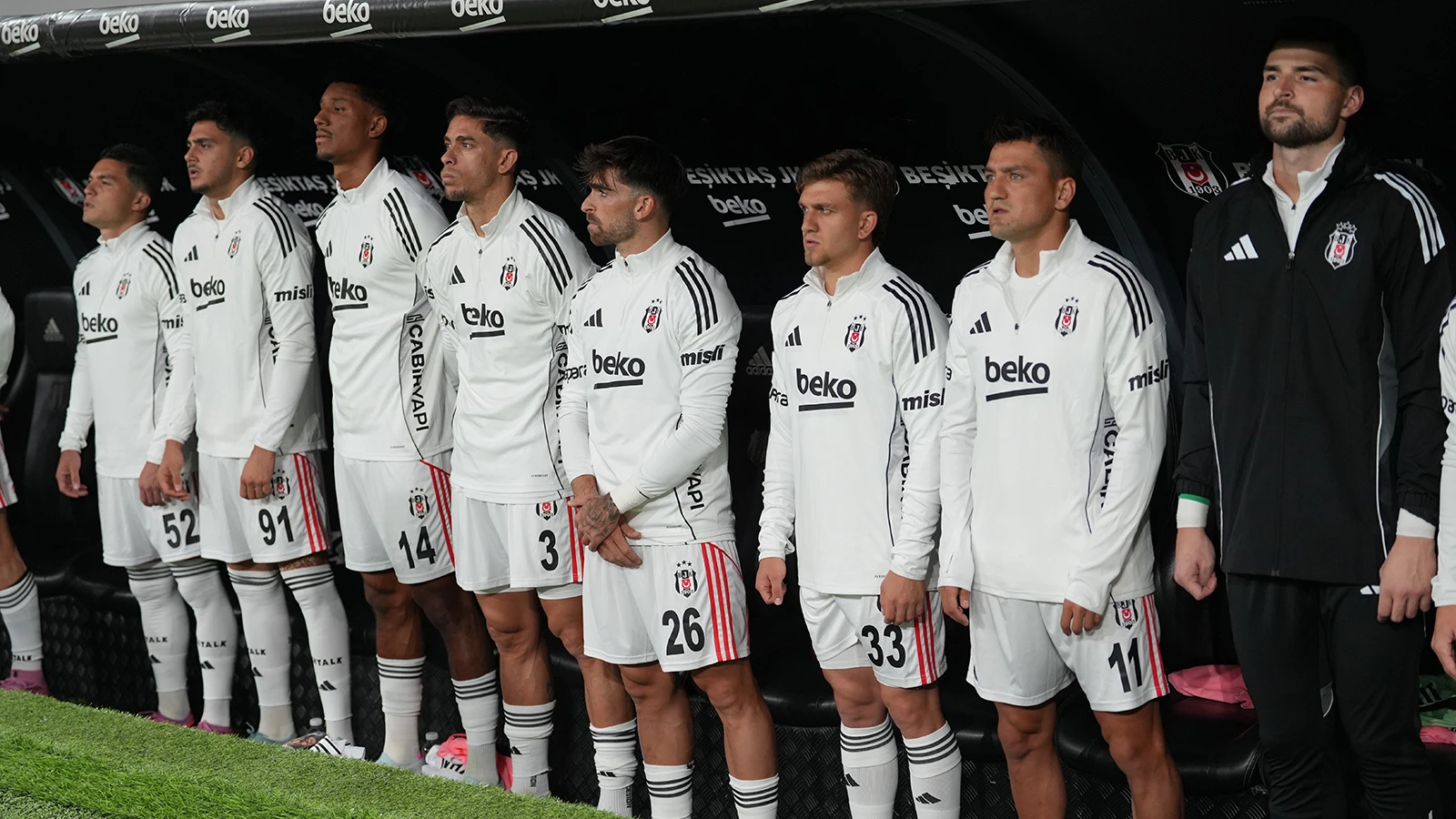 Beşiktaş, yedek kulübesinden katkı almakta zorlanıyor