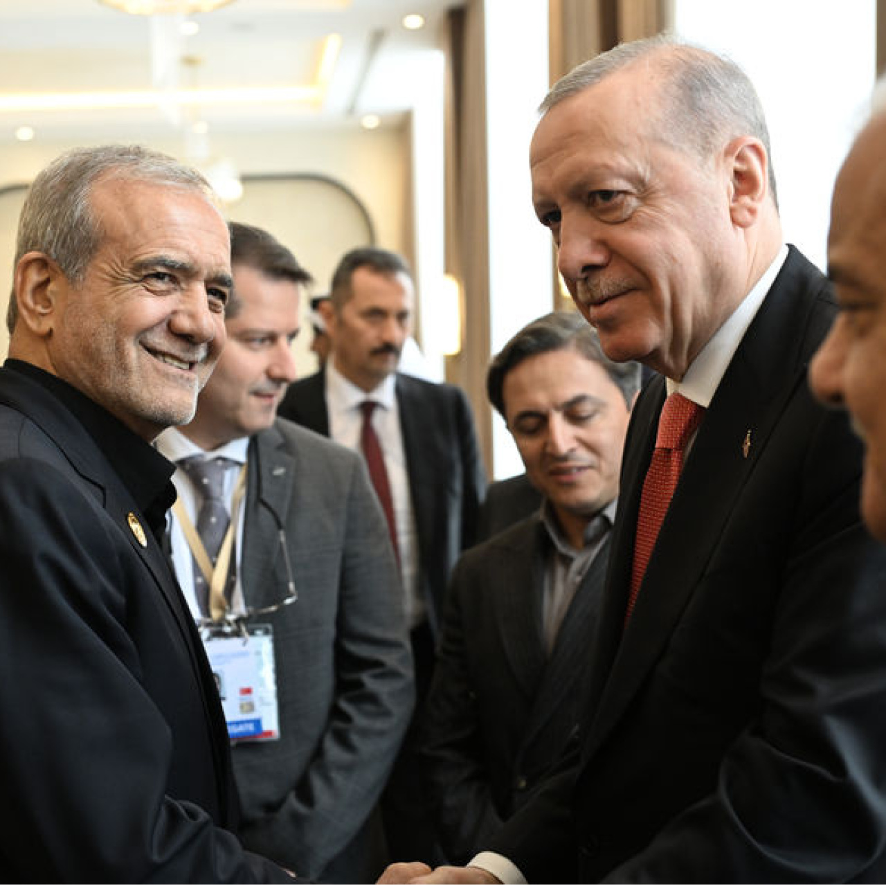 Pezeşkiyan Cumhurbaşkanı Erdoğan'a teşekkür etti