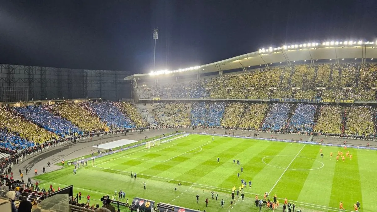 Fenerbahçe tribünleri dev maça maça hazır!