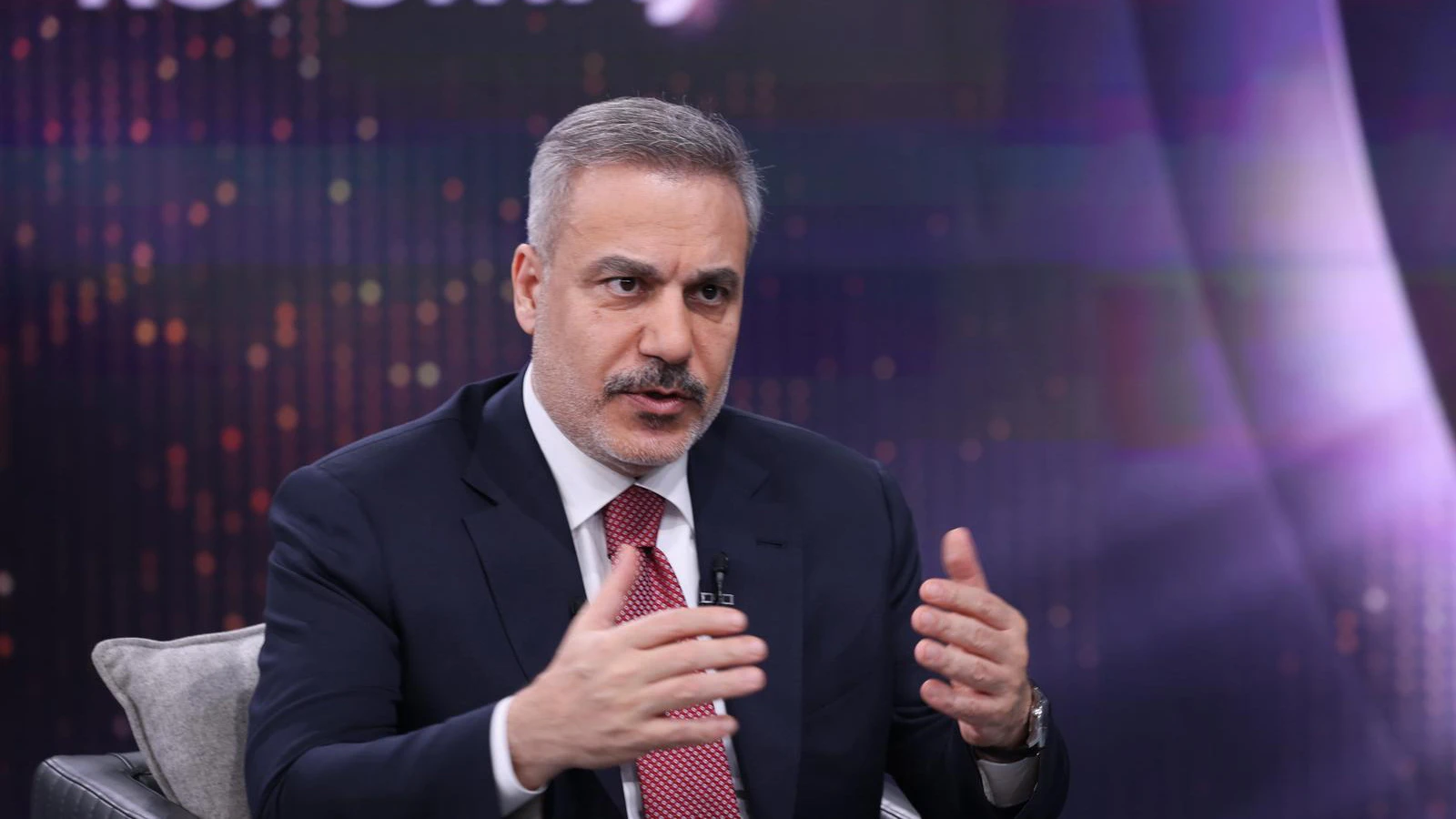 Hakan Fidan: ABD ve İran arasında görüşmeler başladı