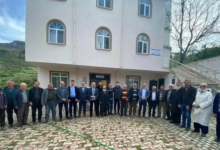 Boyabat Kaymakamı Yılmaz, köy ziyaretinde bulundu