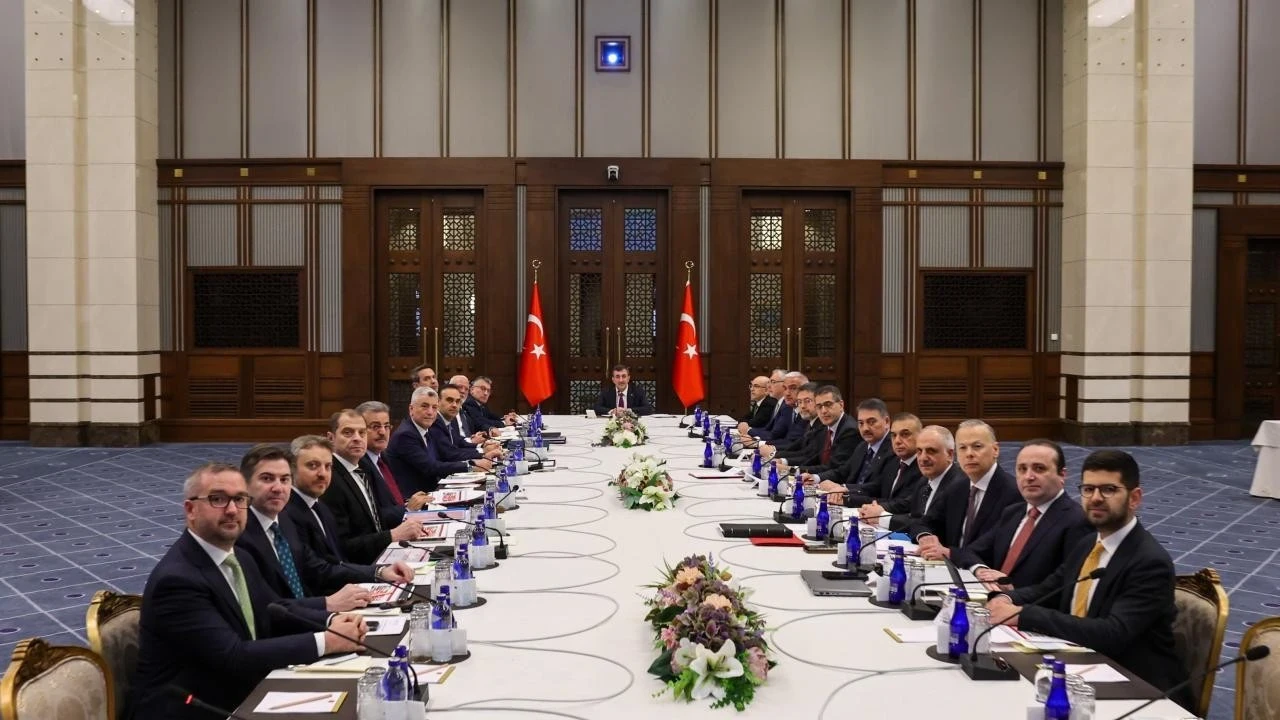 Ekk'den Sorunlu Fonlarda Ödeme Takvimine İlişkin Mesaj