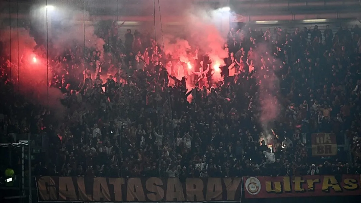 UEFA'dan ceza geldi: Galatasaray taraftarları Liverpool deplasmanında yer alamayacak!