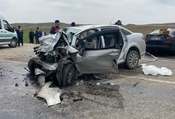 SON DAKİKA...Bakan Yerlikaya açıkladı! Tatilin ilk 5 gününde kazalarda 47 can kaybı