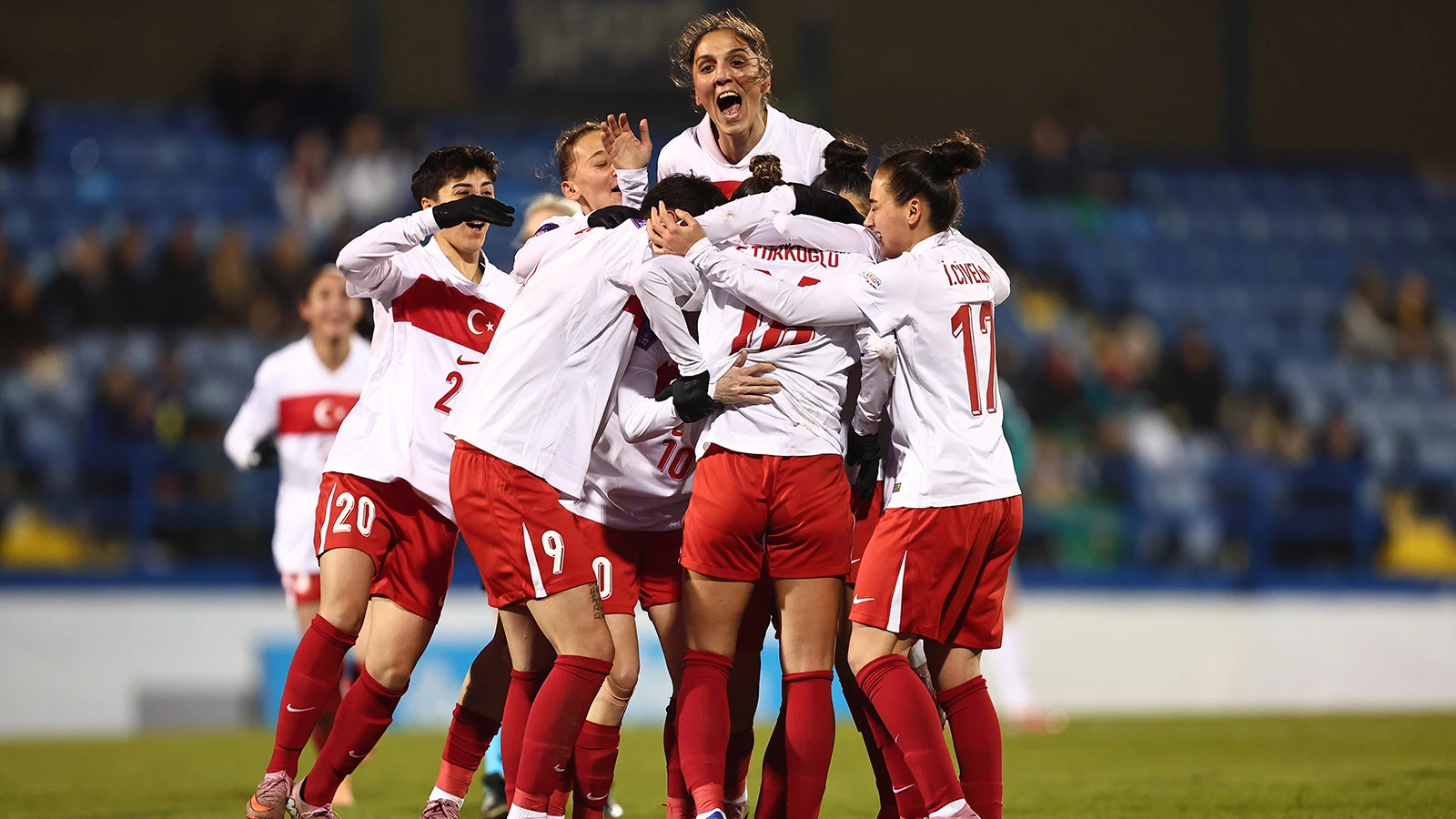 A Milli Kadın Futbol Takımı, Kuzey İrlanda'yı devirdi