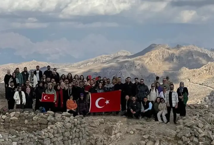 Cudi Dağı’nda 29 Ekim Cumhuriyet Bayramı coşkusu