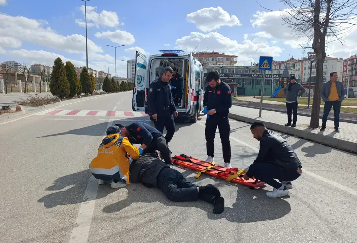 Minibüsün çarpması ile 32 metre ileri fırlayan yaya öldü