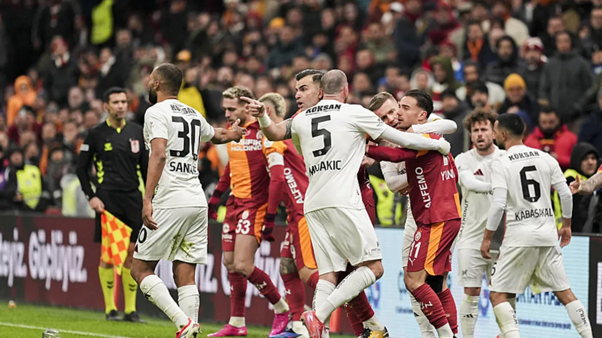 Galatasaray maçının ardından flaş değerlendirme: İkinci sarıyı görmeliydi
