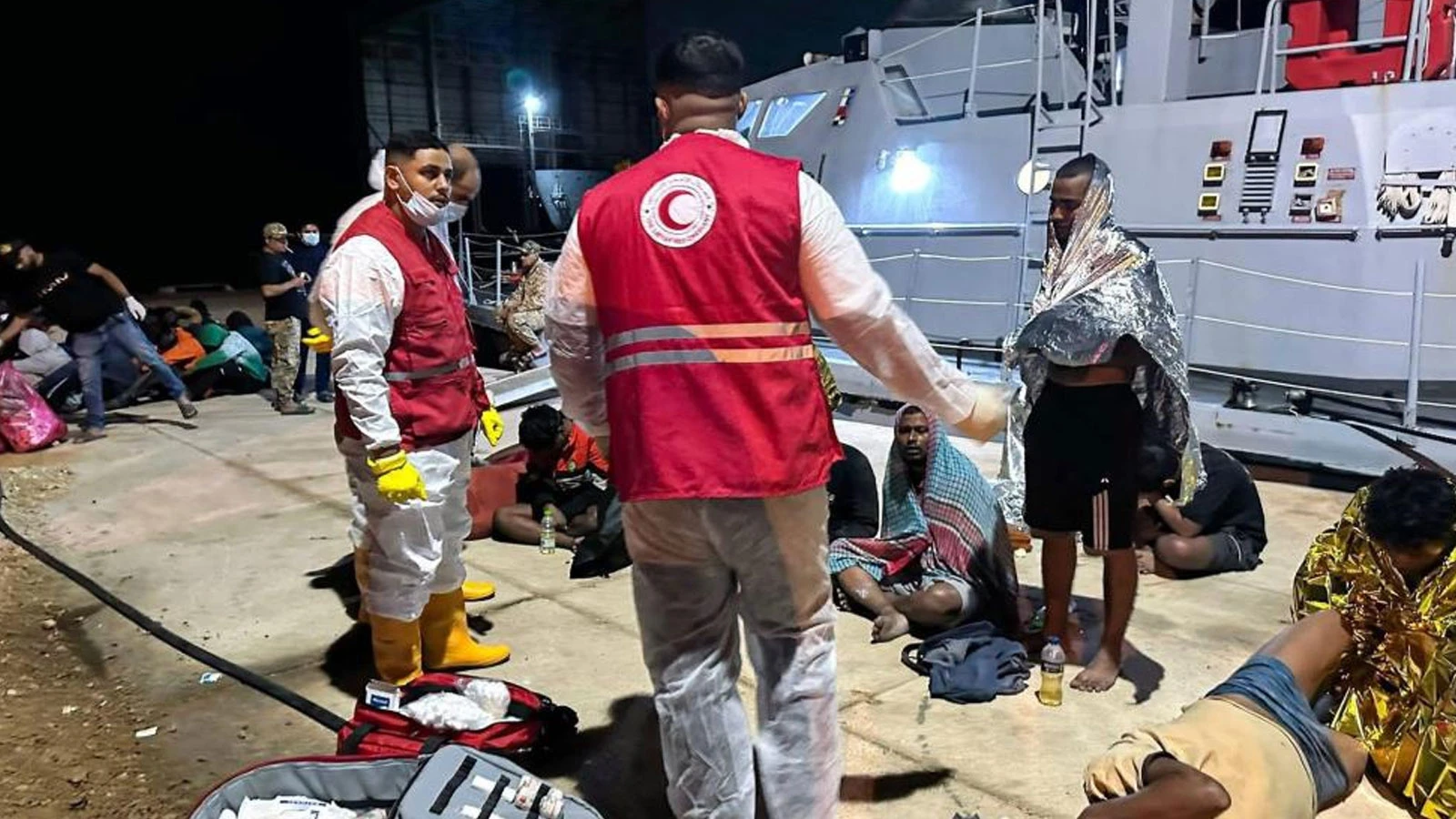 Libya açıklarında iki tekne alabora oldu: Çok sayıda ölü var