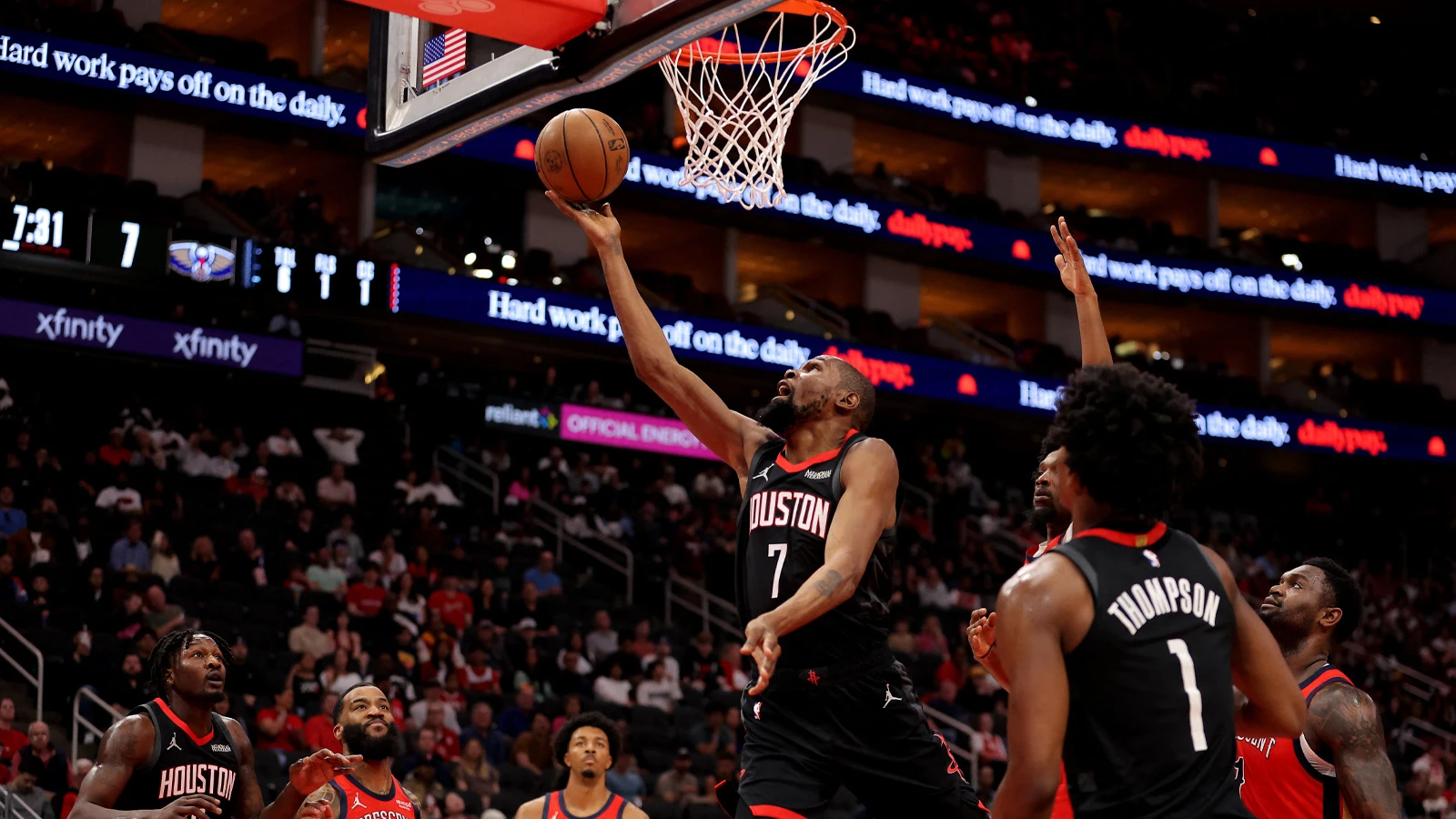 Alperen Şengün’ün oynamadığı karşılaşmada Kevin Durant Rockets'ı taşıdı
