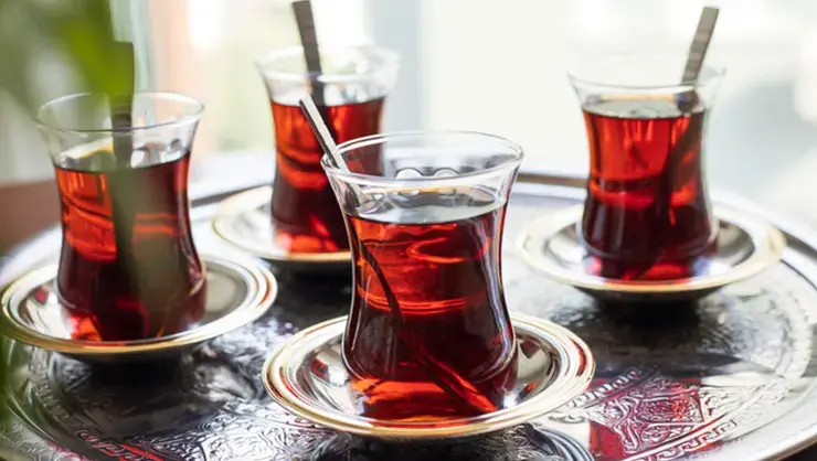 Tavşan Kanı Çay Saatlerce Taze Kalıyor! Sakın Demleme Sırasında Bu Hataya Düşmeyin